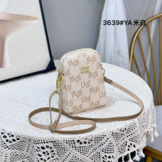 На фото 1 - Женская сумка из искусственной кожи мультицвет На фото 1 - Женская сумка из искусственной кожи мультицвет