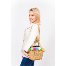 На фото 5 - Плетеная сумка-корзинка из джута с помпонами, цвет слоновой кости