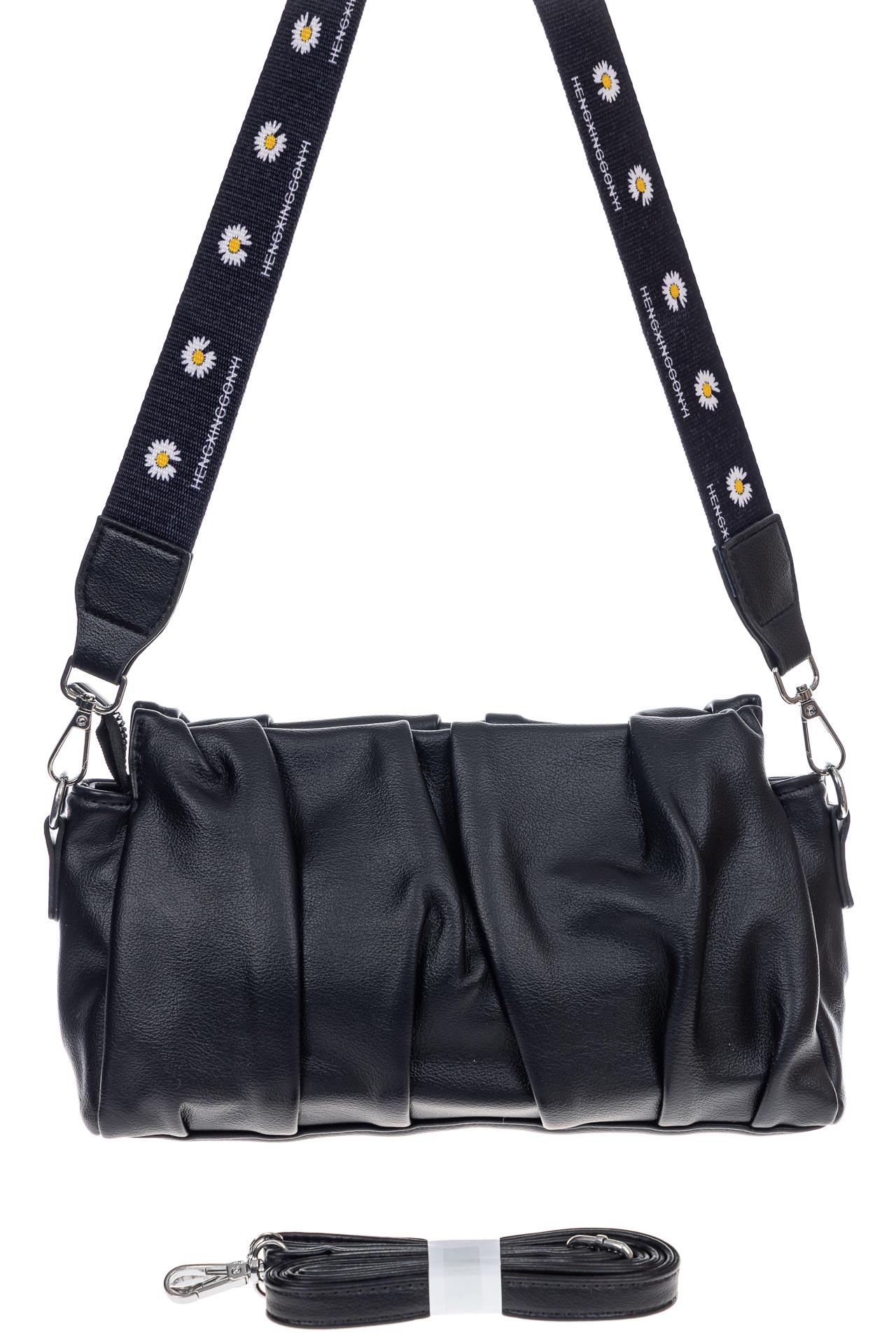На фото 2 -  Женская сумка из искусственной кожи,цвет черный