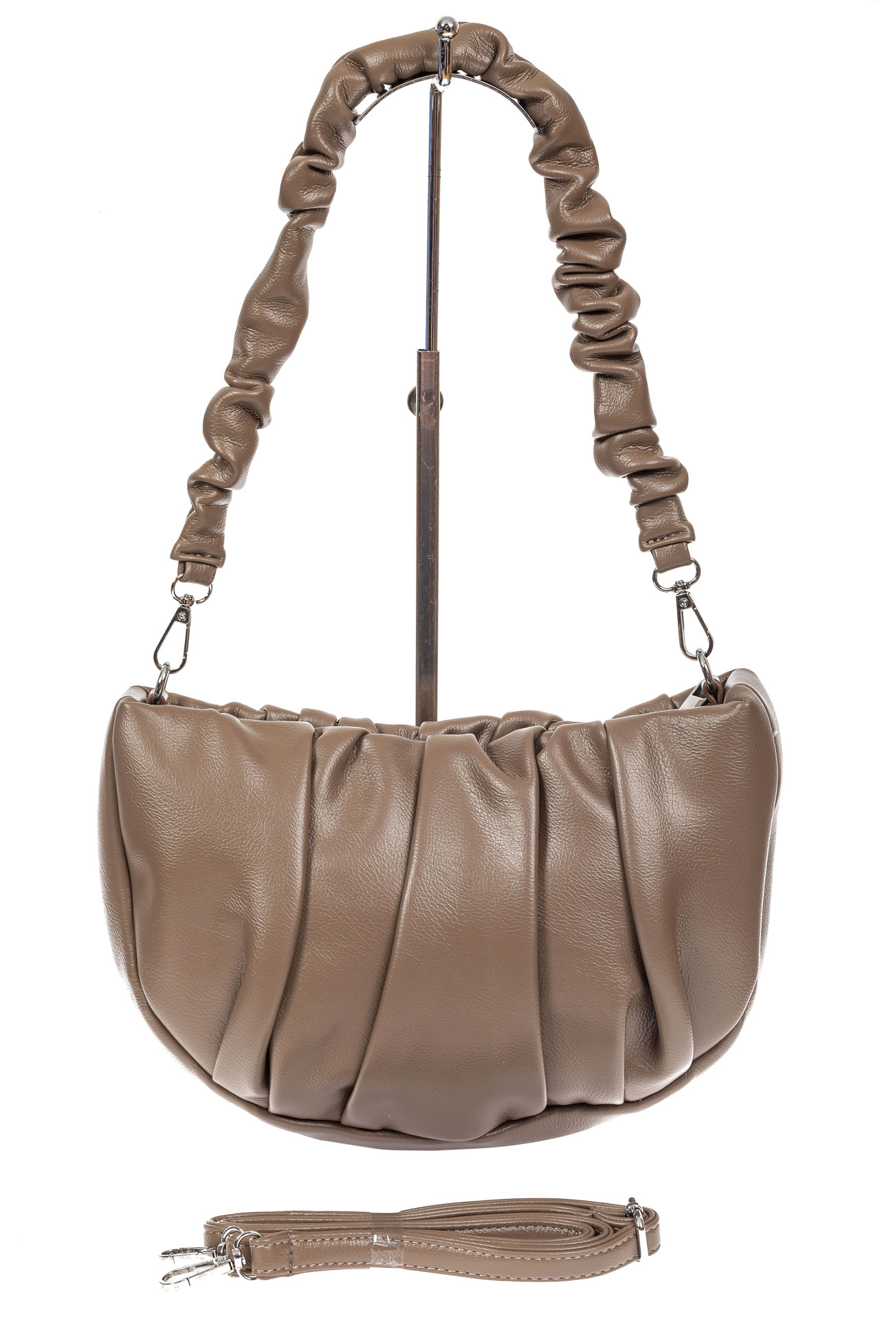 На фото 3 - Женская сумка-седло из мягкой искусственной кожи, цвет коричневый