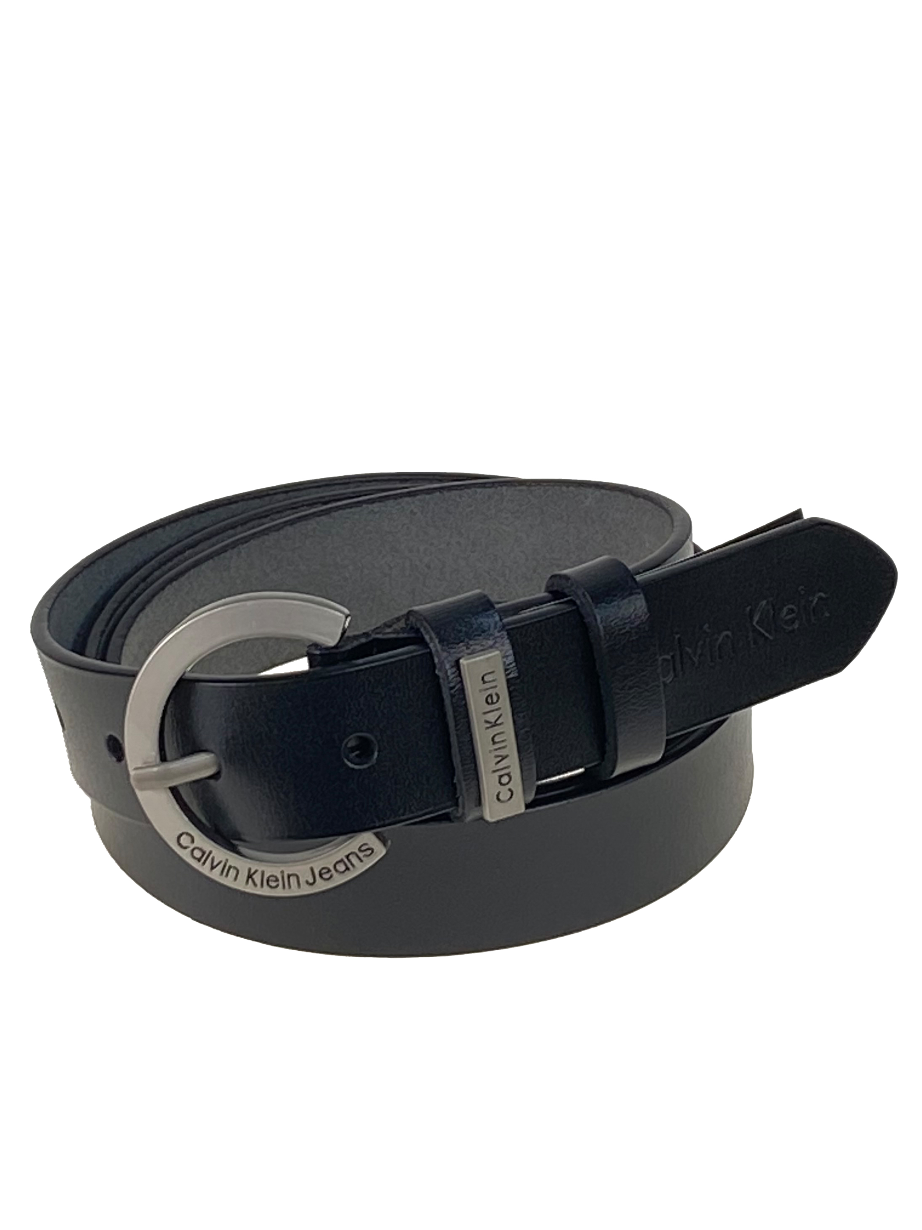 На фото 1 - Ремень женский  из натуральной кожи, цвет черный