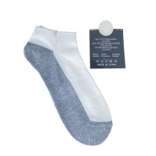 На фото 1 - Короткие мужские носки, цвет белый с серым