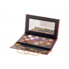 На фото 3 - Палетка теней в подарочной упаковке, коричнево-шоколадная палитра