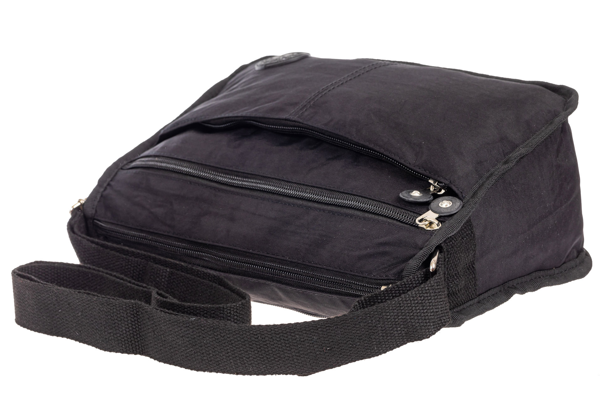 На фото 4 - Женская тканевая сумка кросс-боди, цвет черный