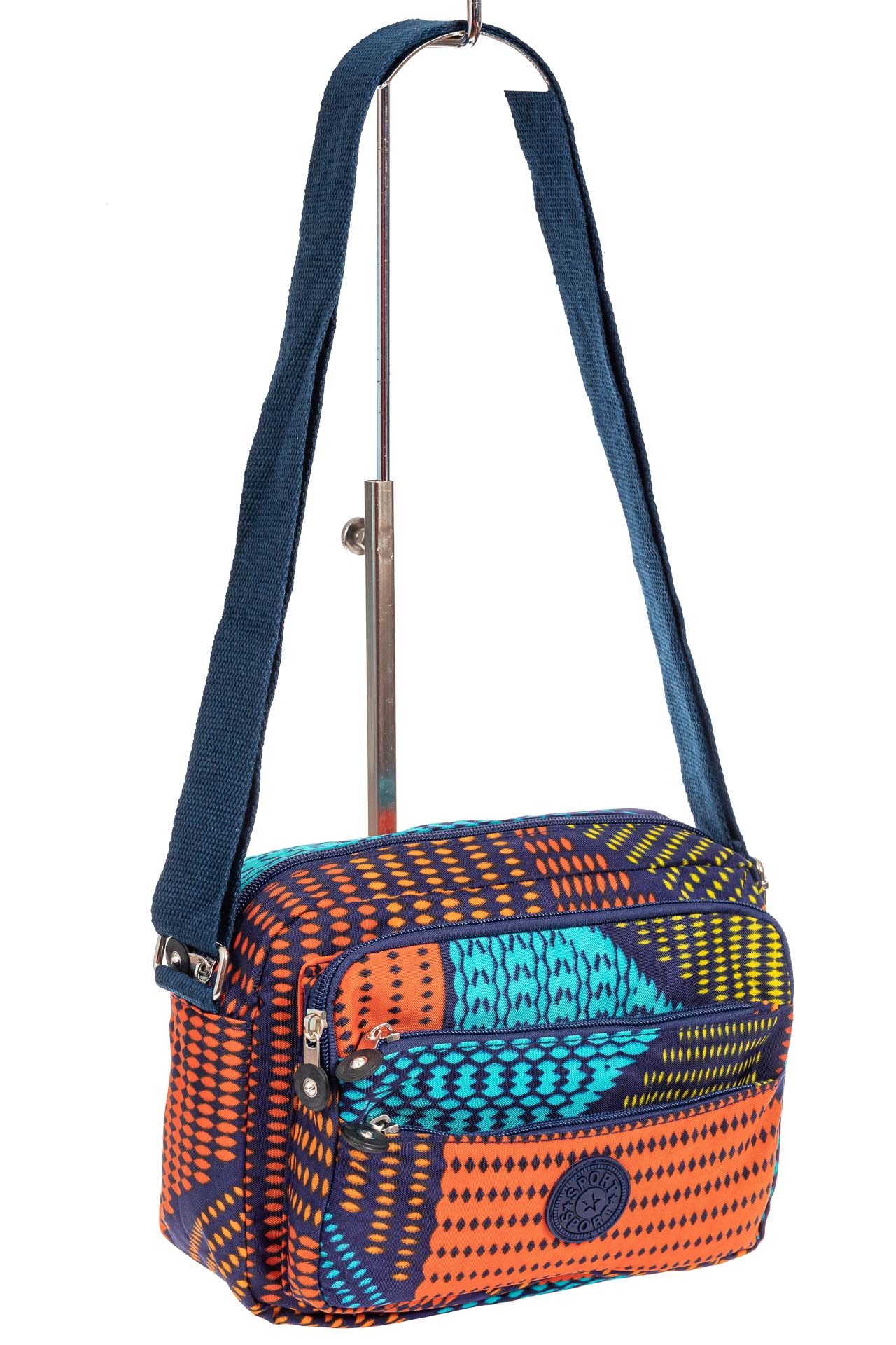 На фото 1 - Женская сумка кросс-боди, с геометрическими узорами