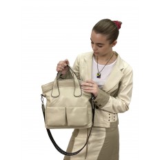 На фото 3 - Женская сумка тоут из натуральной кожи, цвет светло бежевый