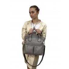 На фото 1 - Женская сумка тоут из натуральной кожи, цвет светло серый