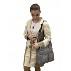 На фото 3 - Женская сумка тоут из натуральной кожи, цвет светло серый
