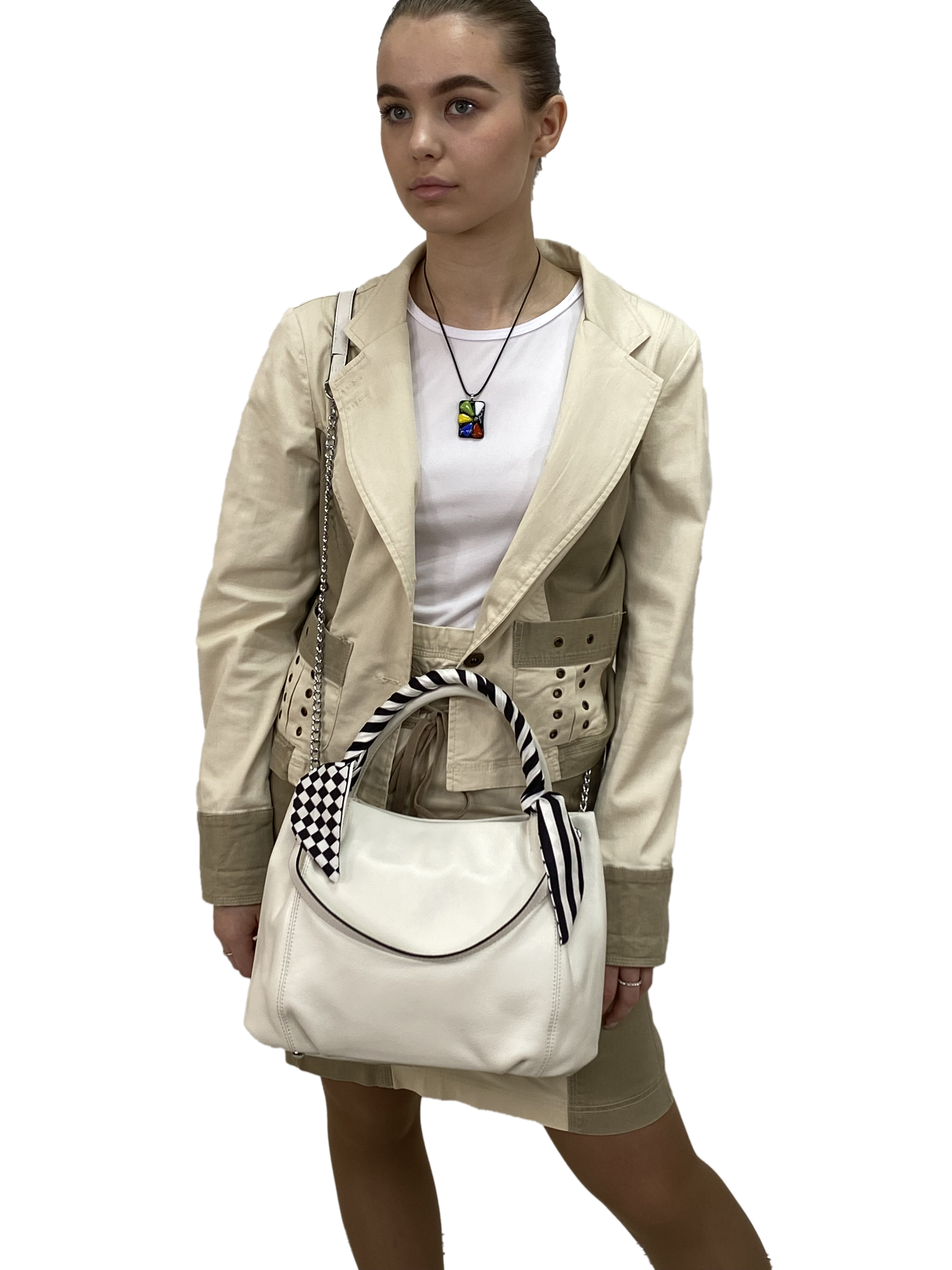 На фото 3 - Женская сумка из натуральной кожи, цвет белый