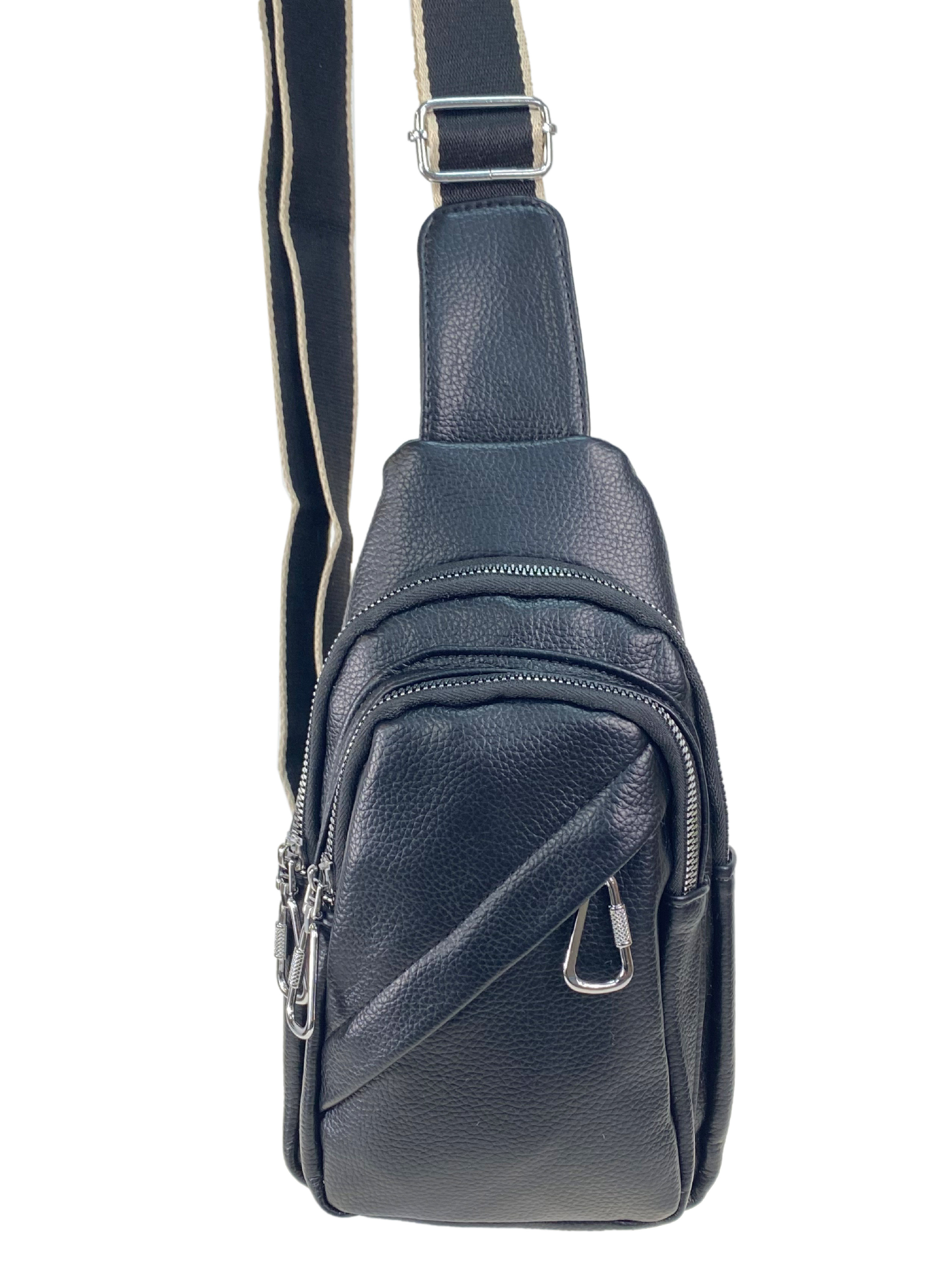 На фото 2 - Женская сумка-слинг из искусственной кожи, цвет черный
