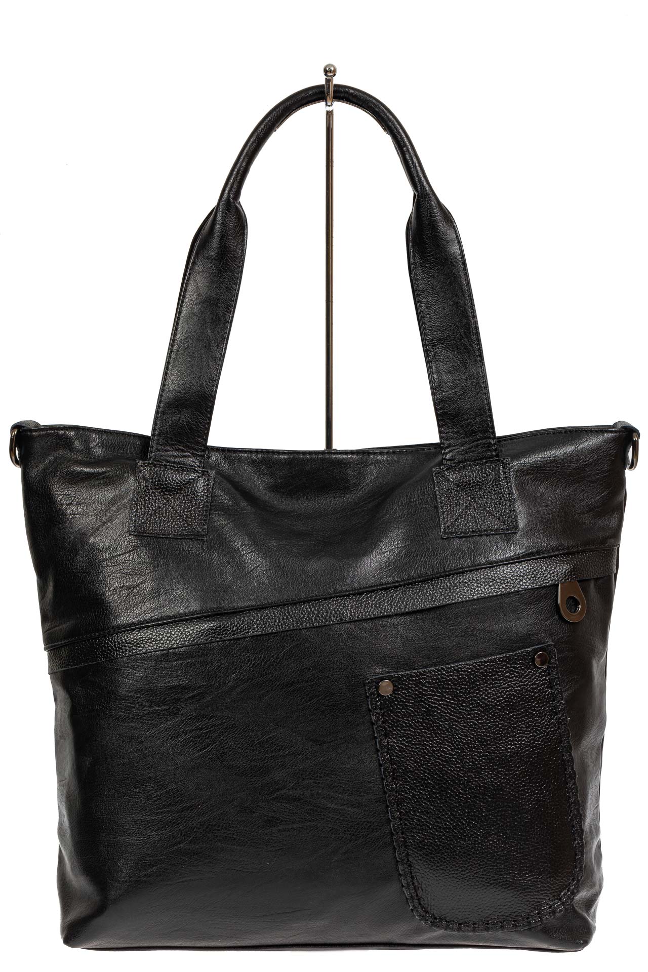 На фото 2 - Женская сумка-тоут из мягкой искусственной кожи, цвет чёрный