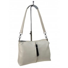 На фото 1 - Женская сумка из искусственной кожи цвет белый На фото 1 - Женская сумка из искусственной кожи цвет белый