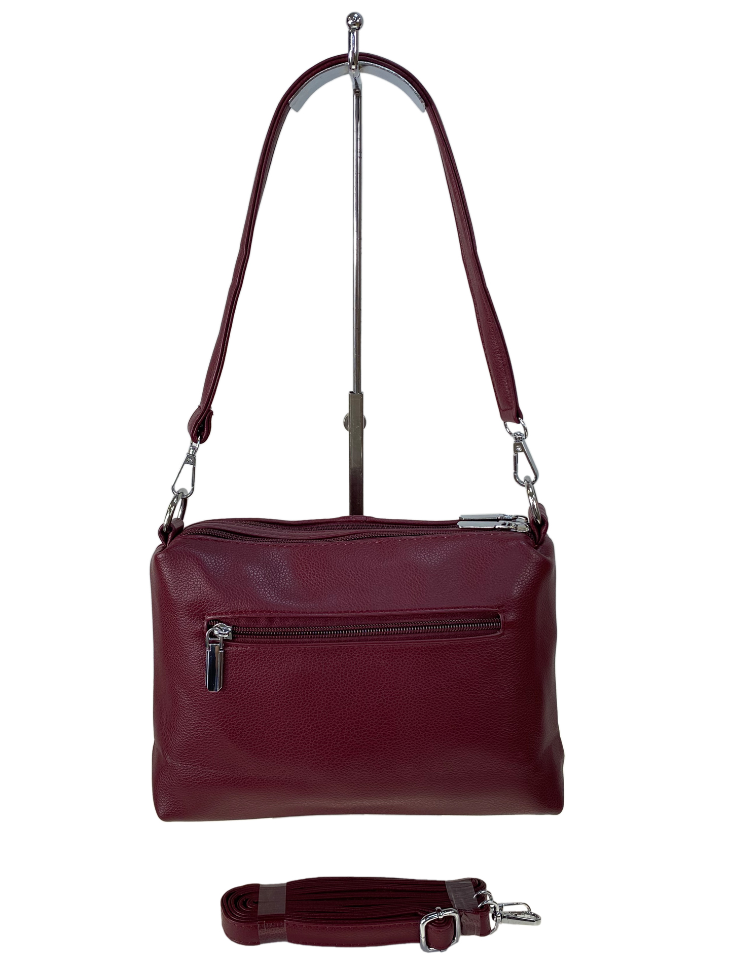 На фото 2 - Женская сумка из искусственной кожи цвет бордовый