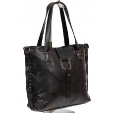 На фото 1 - Женская сумка из искусственной кожи с крупной подвеской, цвет чёрный