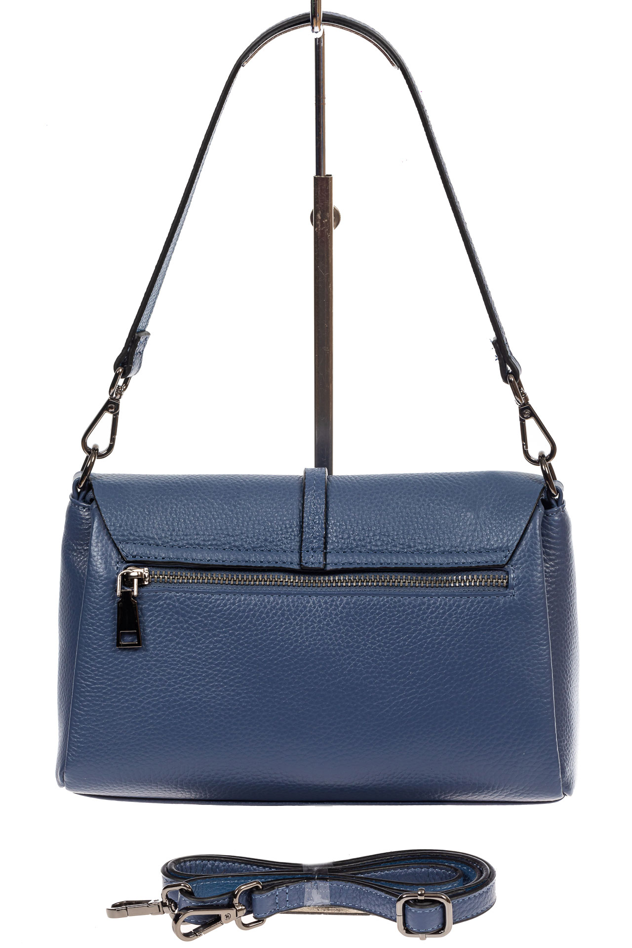 На фото 3 - Кожаная сумка-багет, цвет синий