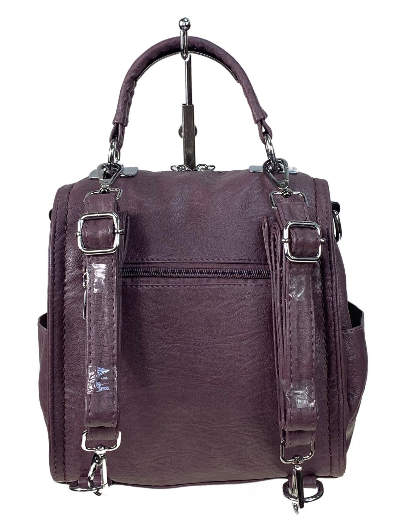 На фото 2 - Женская сумка-рюкзак трансформер из искусственной кожи цвет фиолетовый