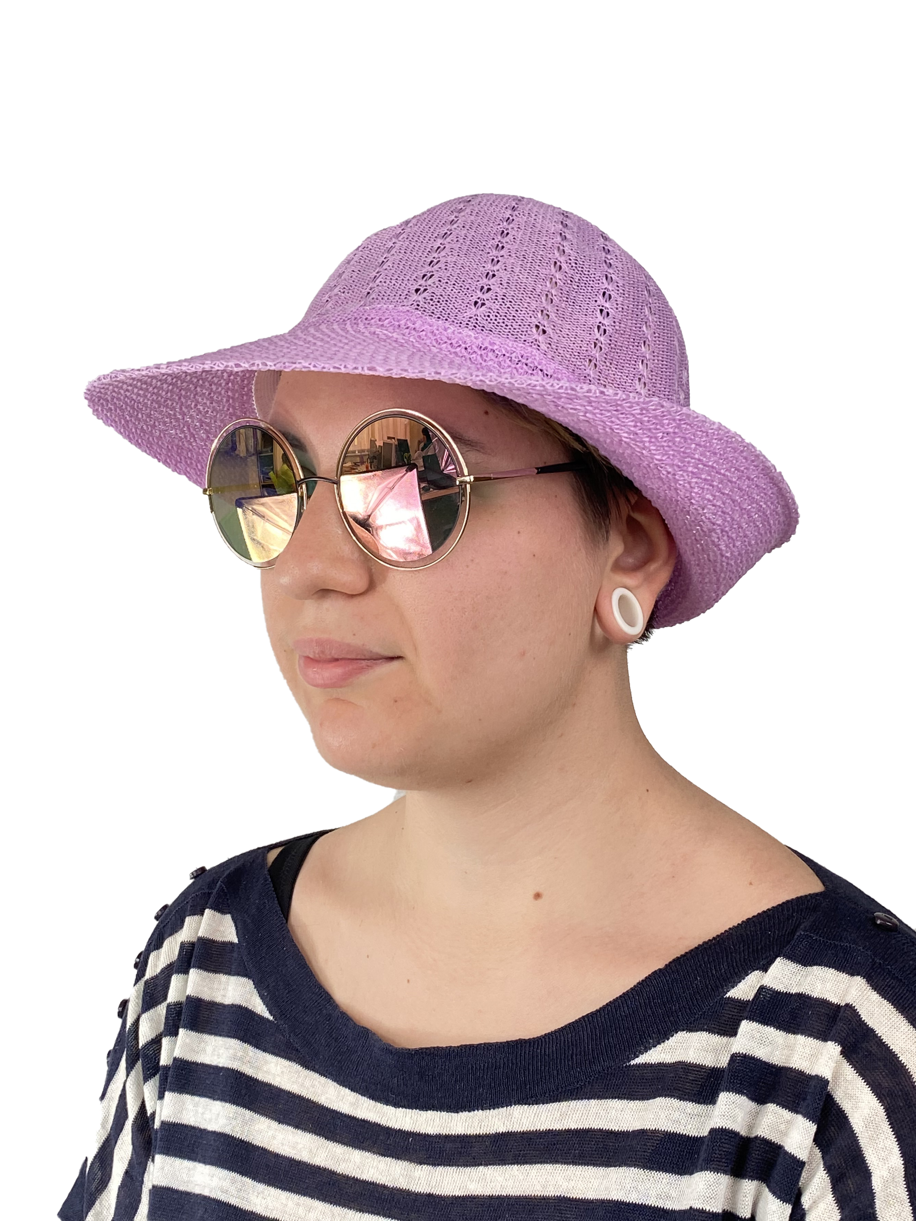 На фото 2 - Лёгкая женская шляпка, цвет ярко-сиреневый