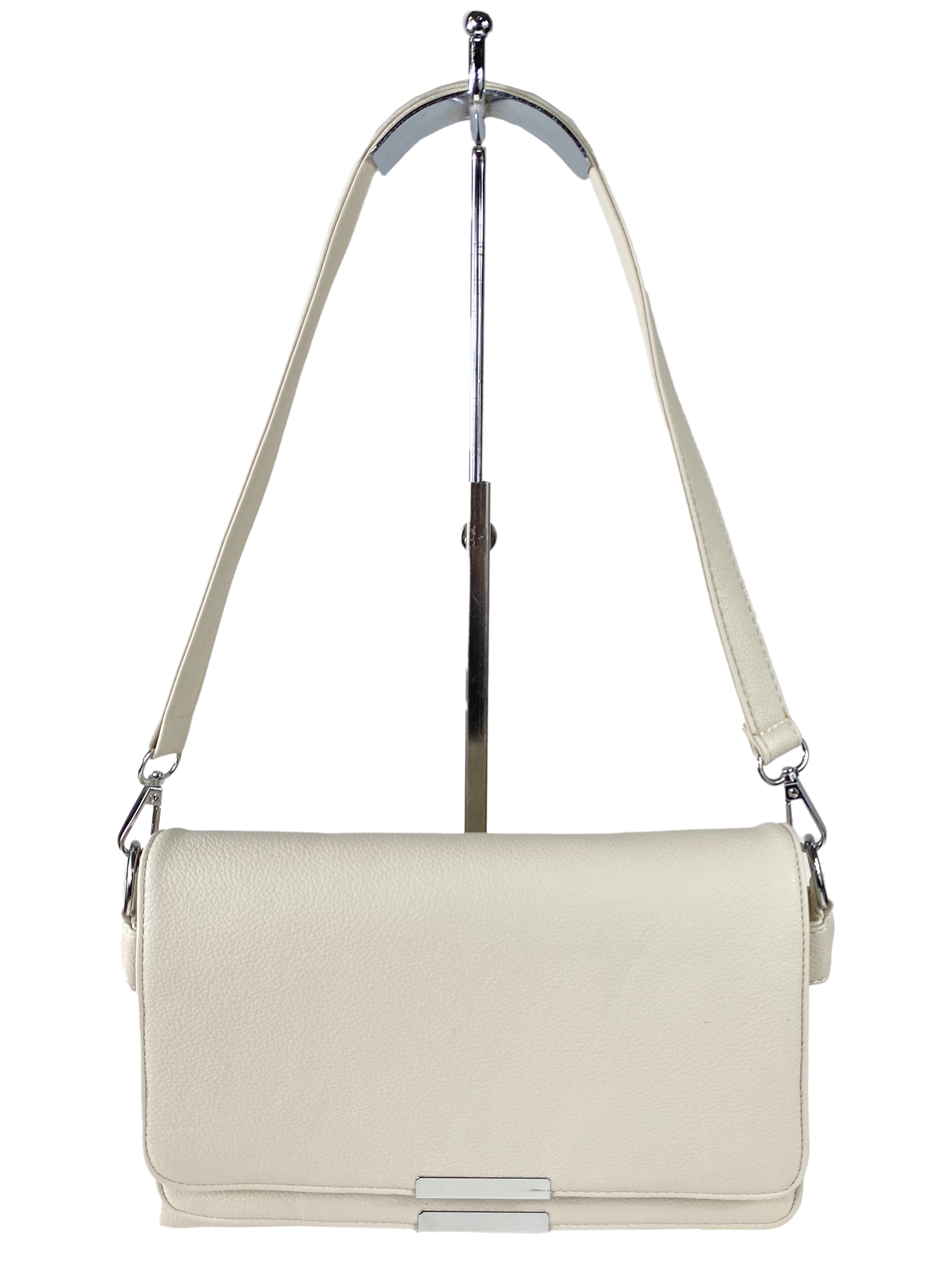 На фото 2 - Женская сумка-клатч  из мягкой  искусственной кожи,цвет молочный