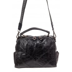 На фото 2 - Сумка-рюкзак женская  из искусственной кожи, цвет черный