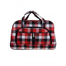 На фото 2 - Женская дорожная сумка из текстиля в клетку, оттенки красного с чёрным и белым
