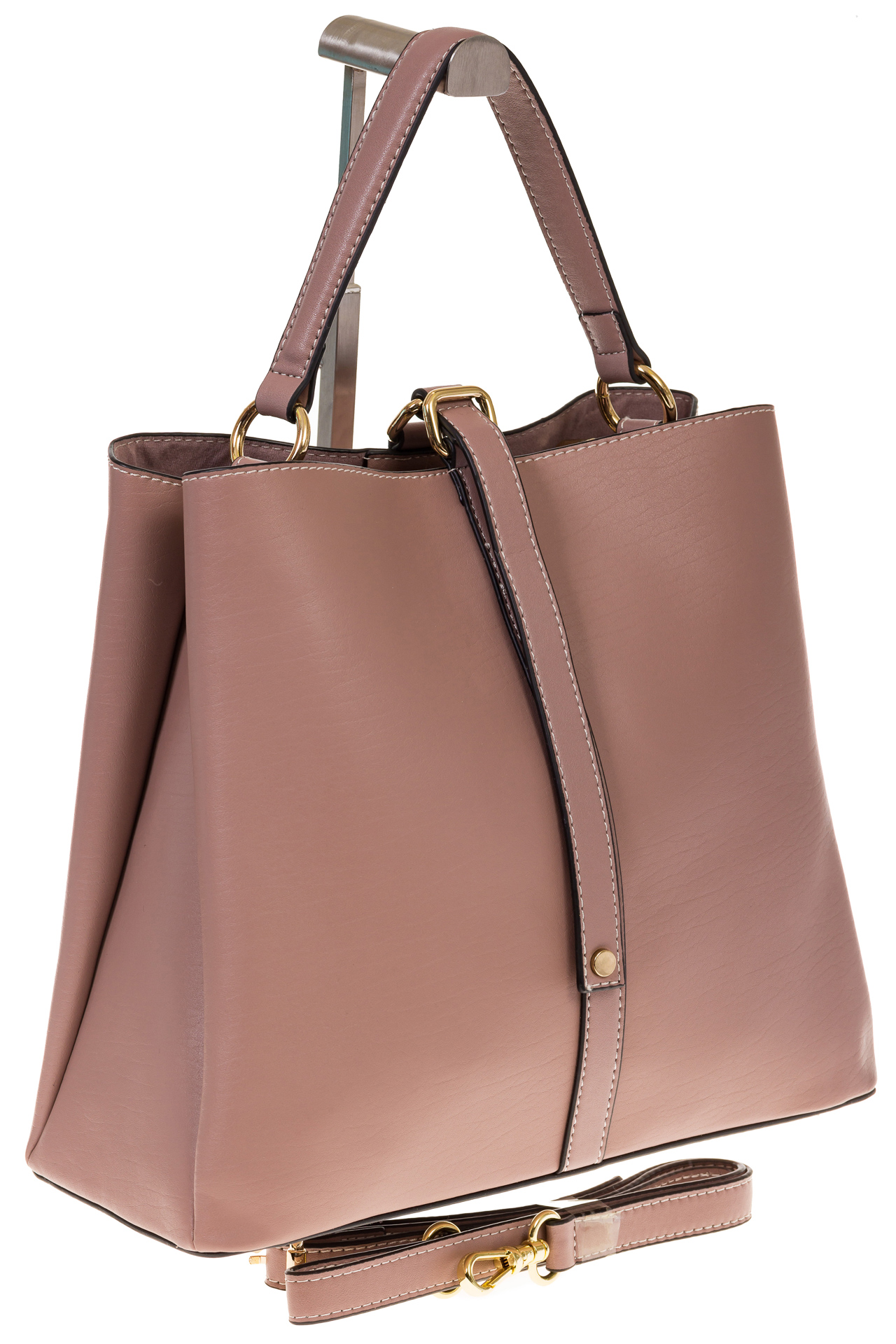 на фото Сумка цвета пудры из натуральной кожи на каждый день 6101AMK5