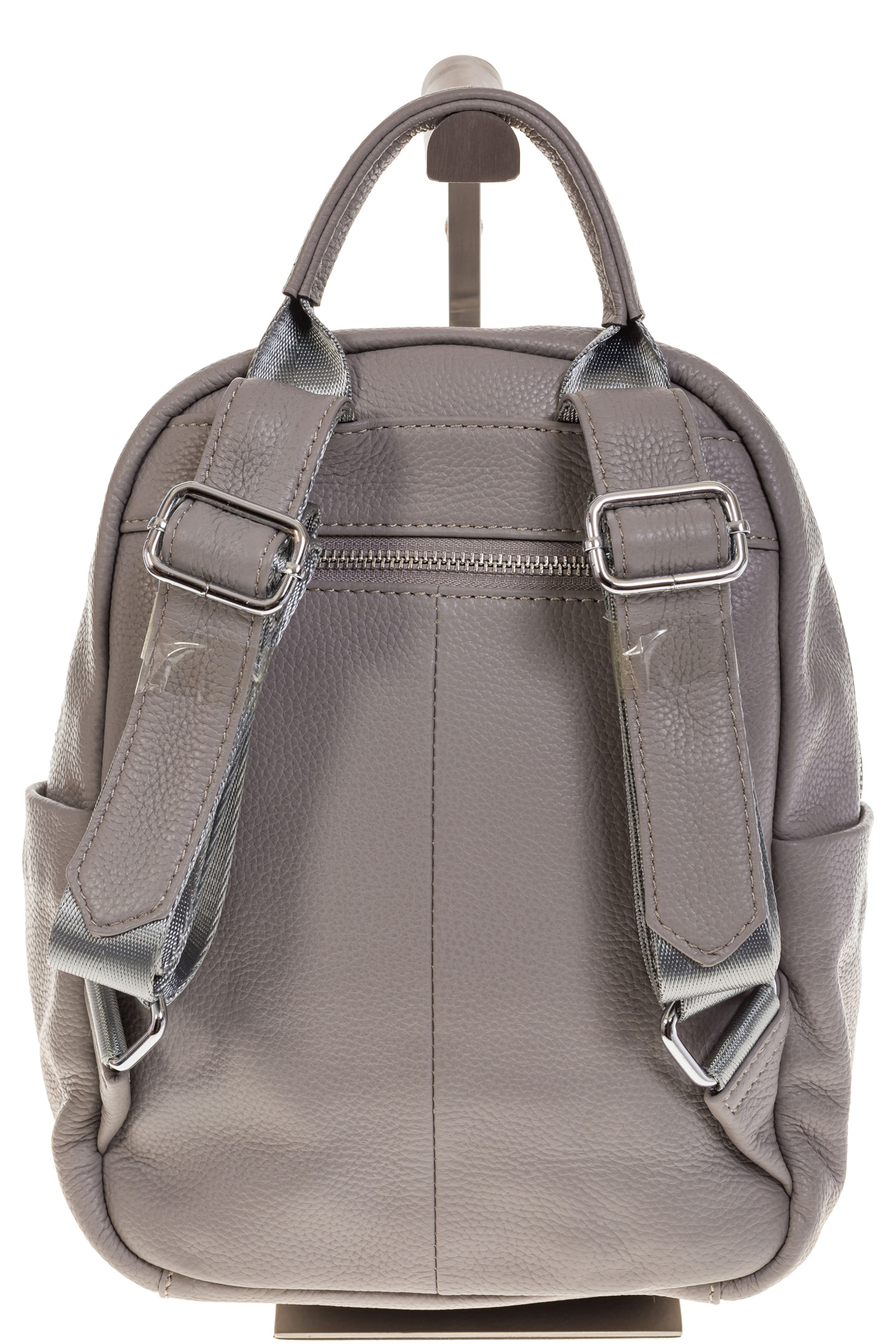 На фото 3 - Строгий женский рюкзак из кожи, цвет серый 6102