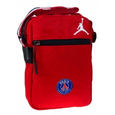 На фото 1 - Мужская сумка из текстиля, цвет красный