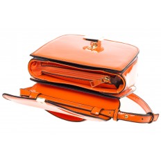 На фото 4 - Оранжевая лаковая сумка с замком-сердечко 6239