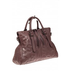 На фото 1 - Модная женская сумка из натуральной кожи, цвет сирень
