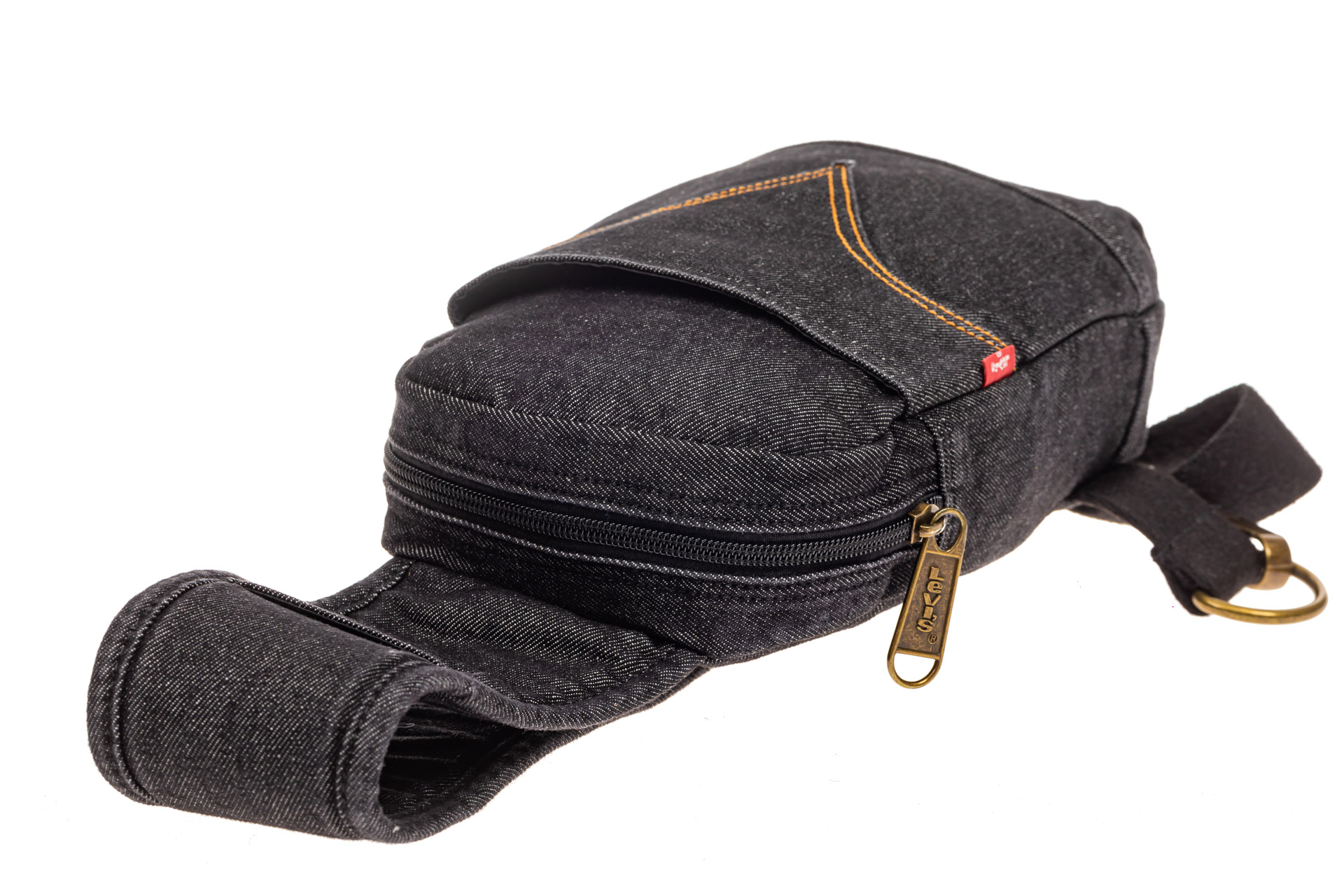 На фото 4 - Текстильный слинг-рюкзак для мужчин, цвет темно-серый