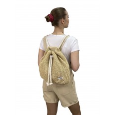 На фото 2 - Сумка-рюкзак плетеная из джута, цвет песочный