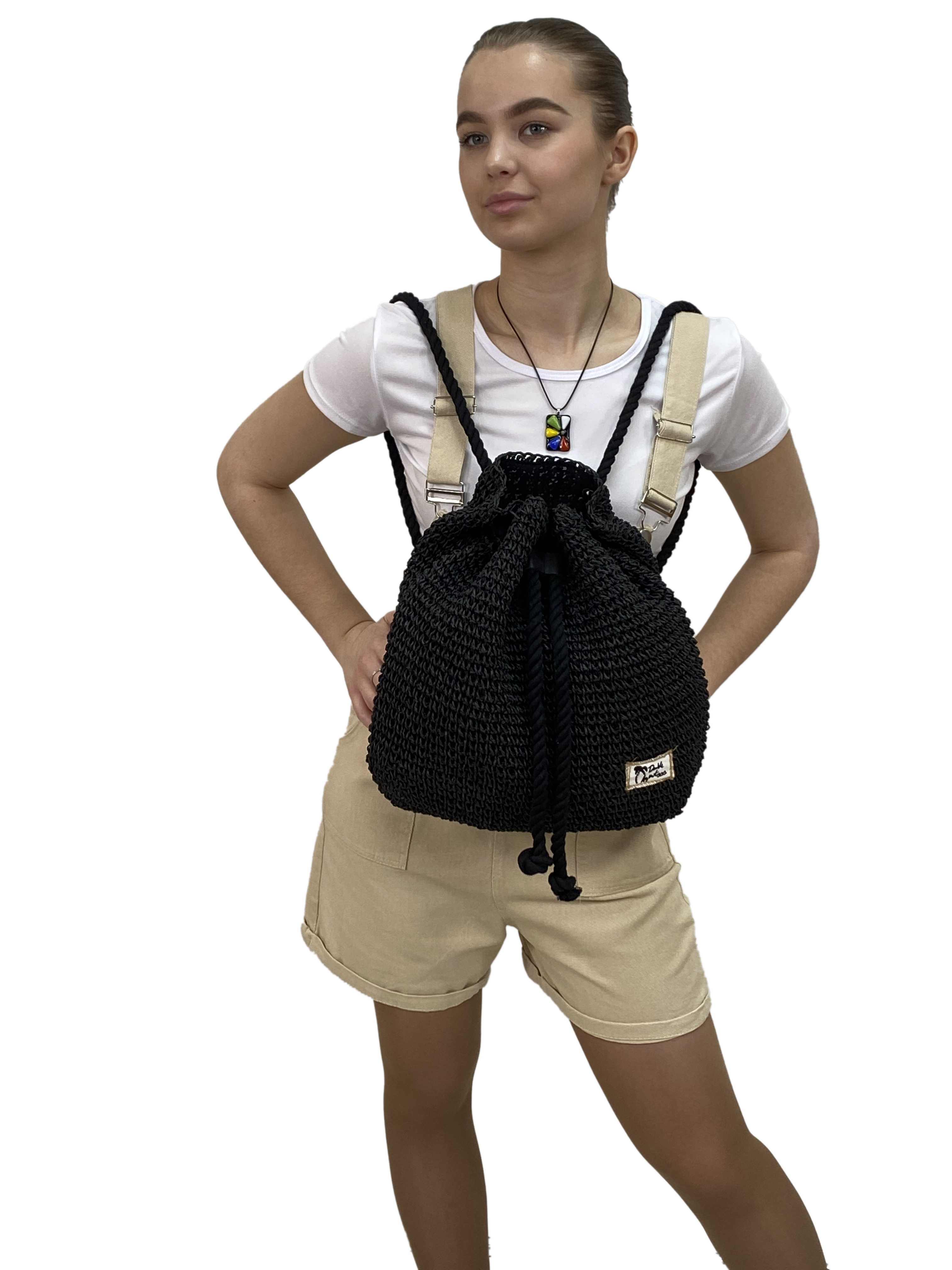 На фото 3 - Сумка-рюкзак плетеная из джута, цвет черный