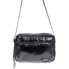 На фото 2 - Молодёжная  сумка из экокожи, цвет черный