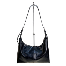 На фото 2 - Женская сумка из искусственной кожи, цвет черный На фото 2 - Женская сумка из искусственной кожи, цвет черный