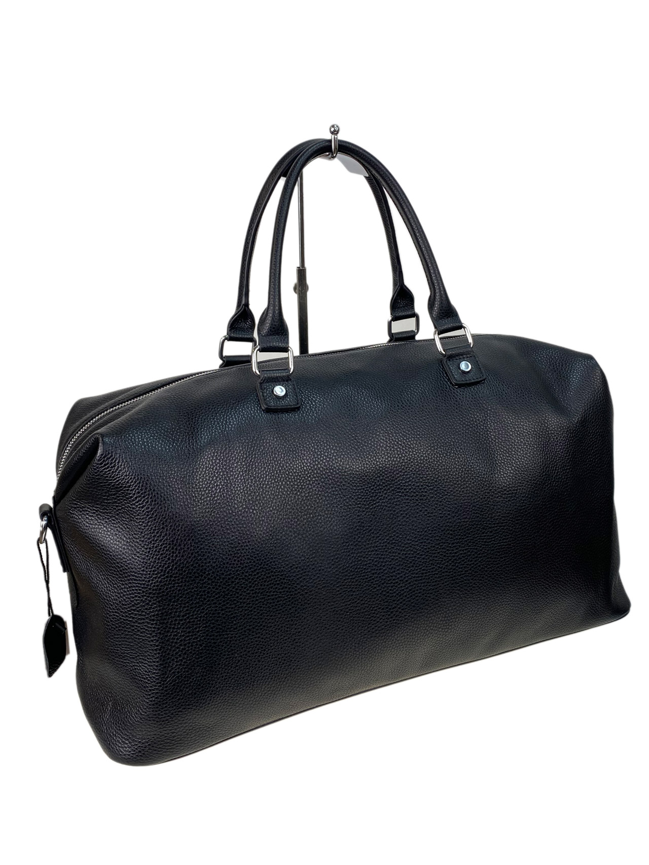 На фото 1 - Багажная сумка из натуральной кожи, цвет черный