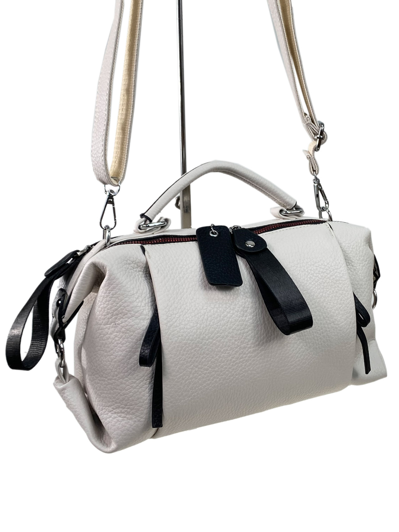 На фото 3 - Женская сумка  из искусственной кожи, цвет белый