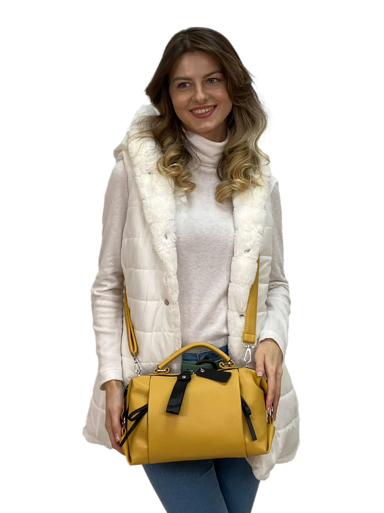 На фото 1 - Женская сумка  из искусственной кожи, цвет желтый 
