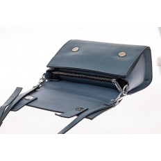 На фото 3 - Классическая сумка из натуральной кожи, цвет серо-голубой
