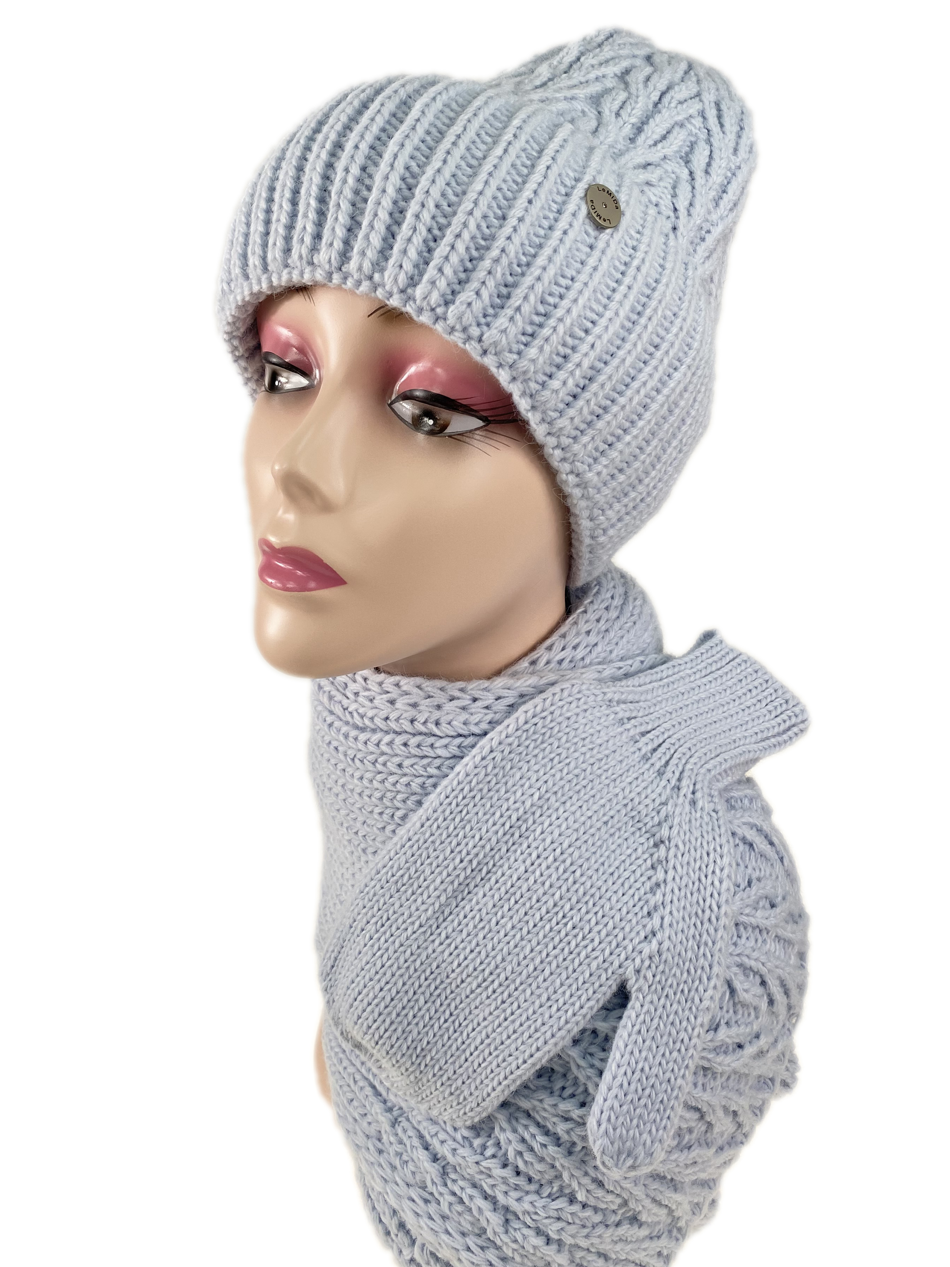 Комплект шапка женская, шарф и варежки, цвет голубой