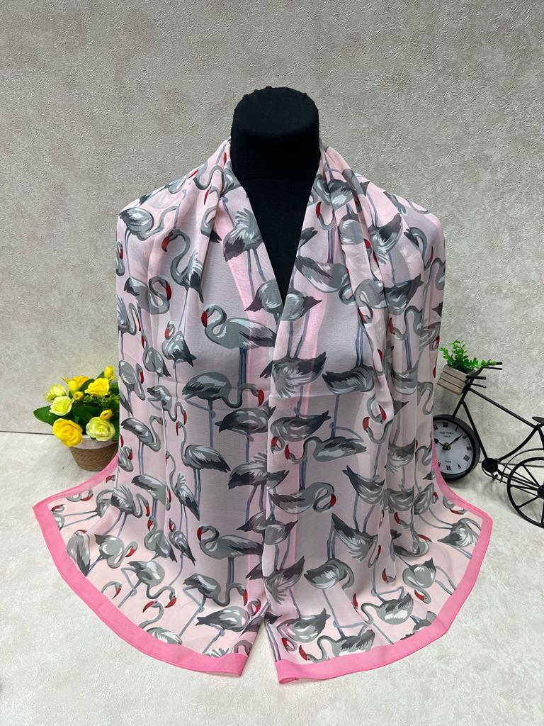 На фото 1 - Легкий платок  из шифона   , мультицвет