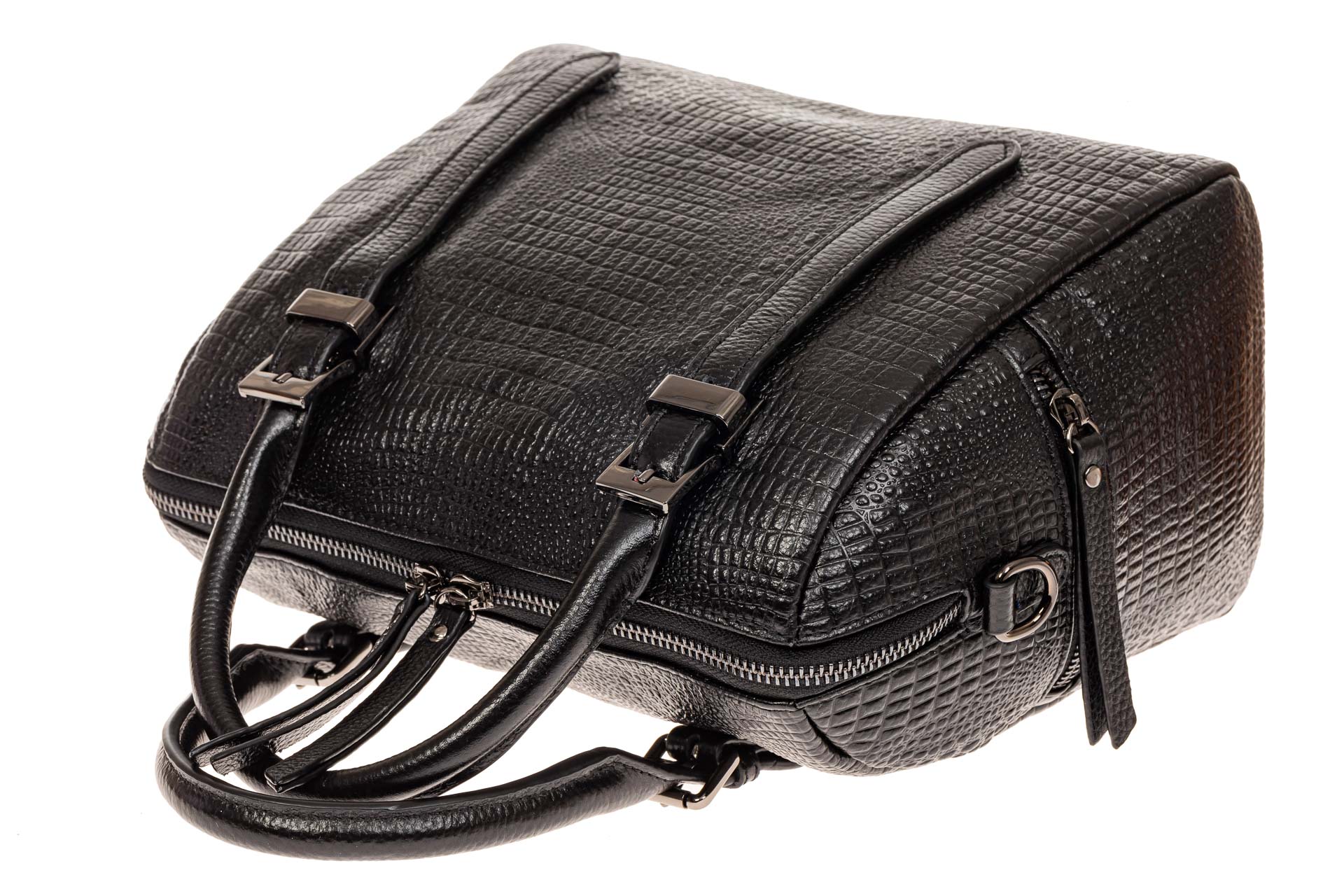 На фото 3 - Женская сумка из натуральной кожи с тиснением, цвет черный