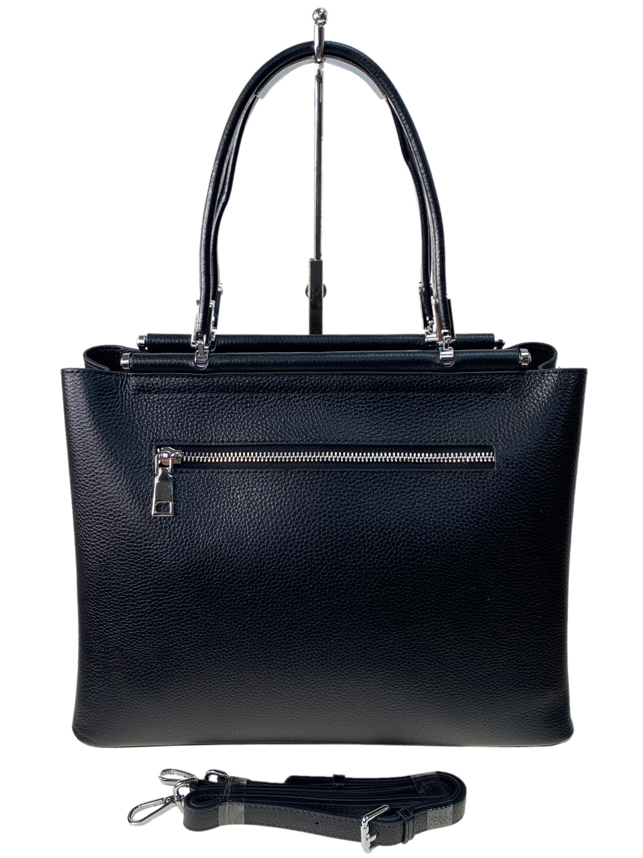 На фото 2 - Классическая женская сумка из натуральной кожи, цвет черный