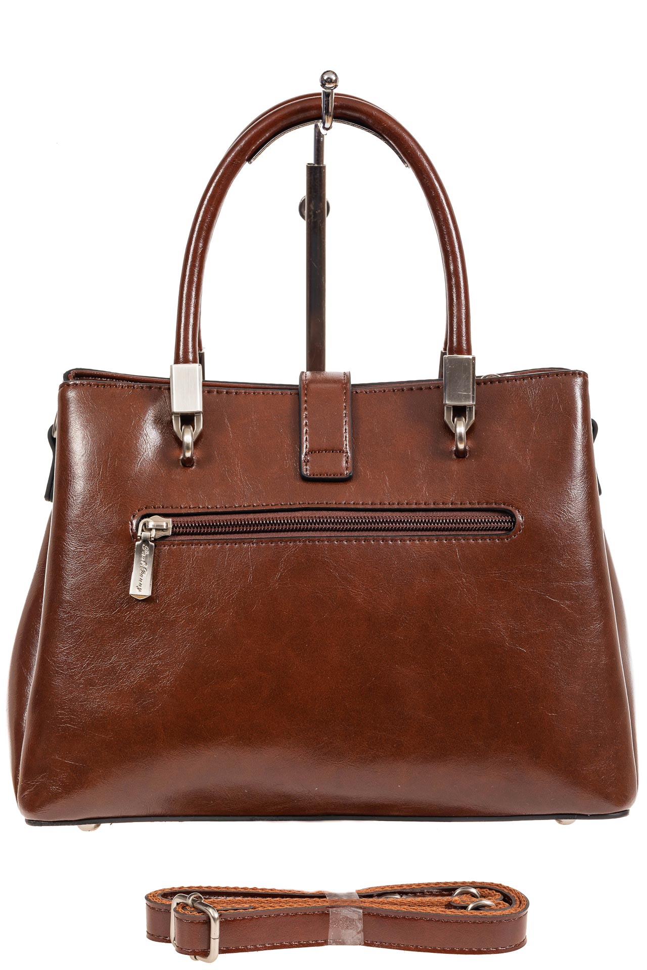 На фото 3 - Женская кожаная сумка с замком-вертушкой, цвет коричневый