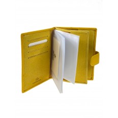 На фото 2 - Обложка для паспорта и автодокуметов из натуральной кожи, цвет желтый