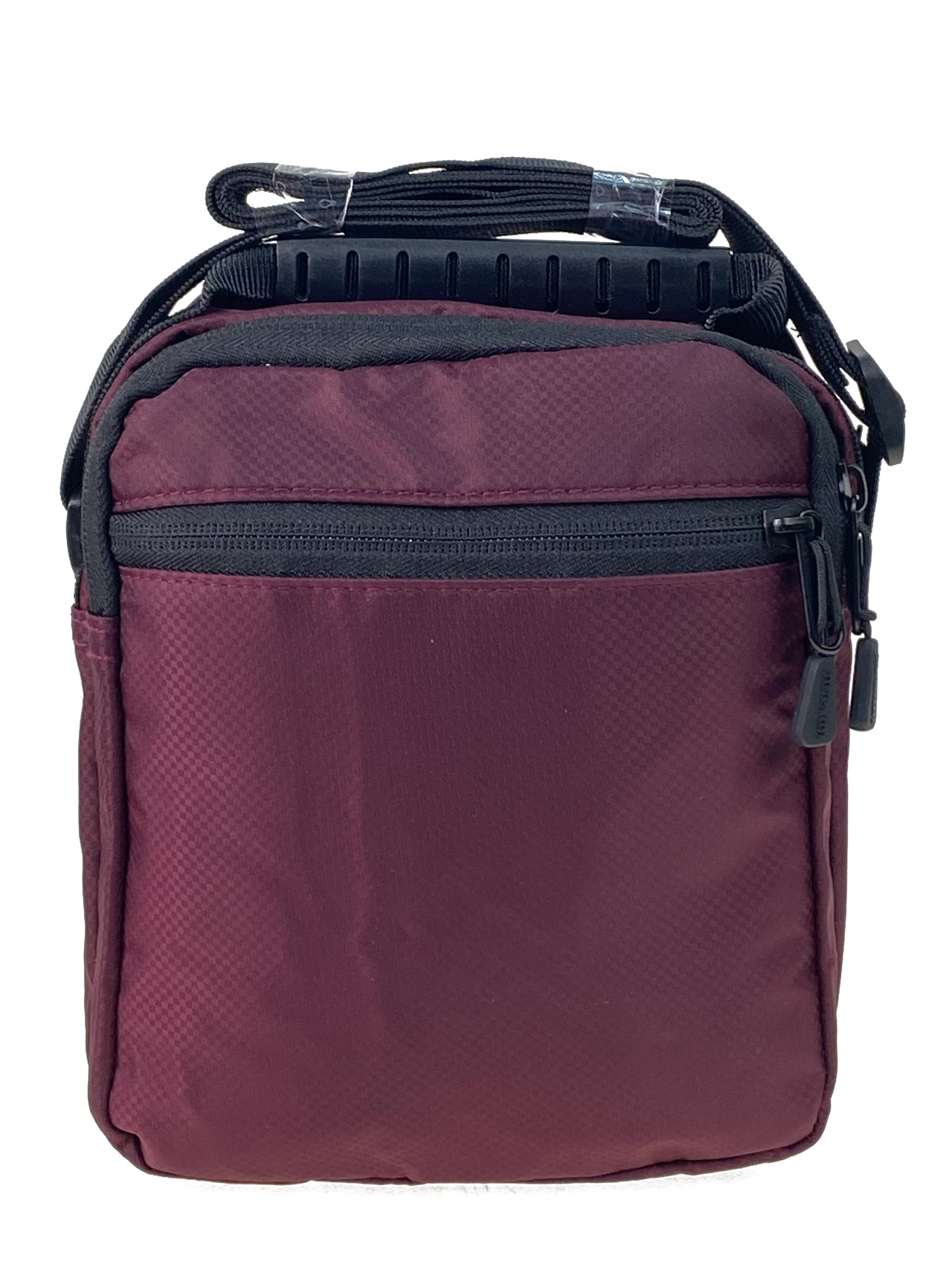 На фото 2 - Мужская сумка из водонепромокаемой ткани, цвет бордовый