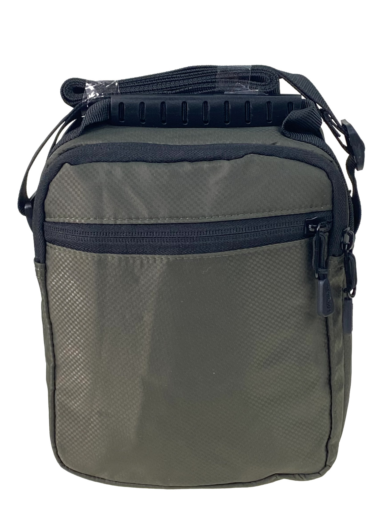 На фото 2 - Мужская сумка из водонепромокаемой ткани, цвет зеленый