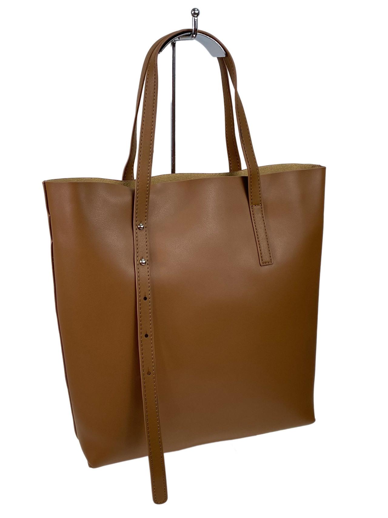 На фото 1 - Женская сумка из натуральной кожи, цвет коричневый 