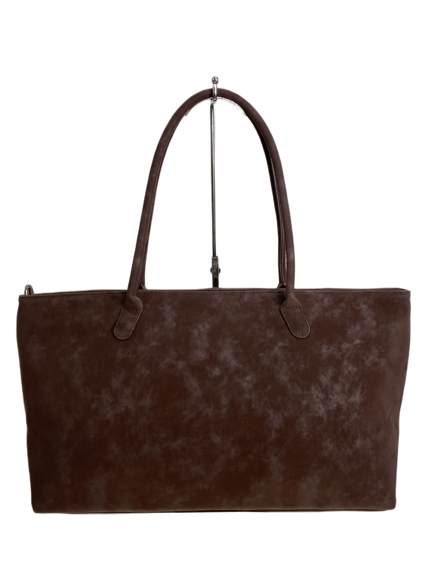 На фото 1 - Женская сумка из искусственной кожи, цвет шоколад