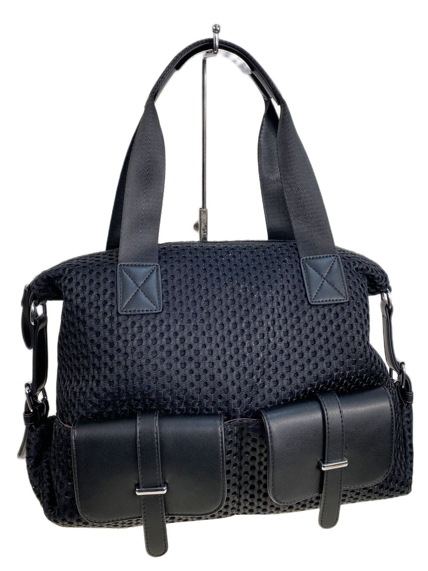 На фото 1 - Женская сумка из текстиля, цвет черный