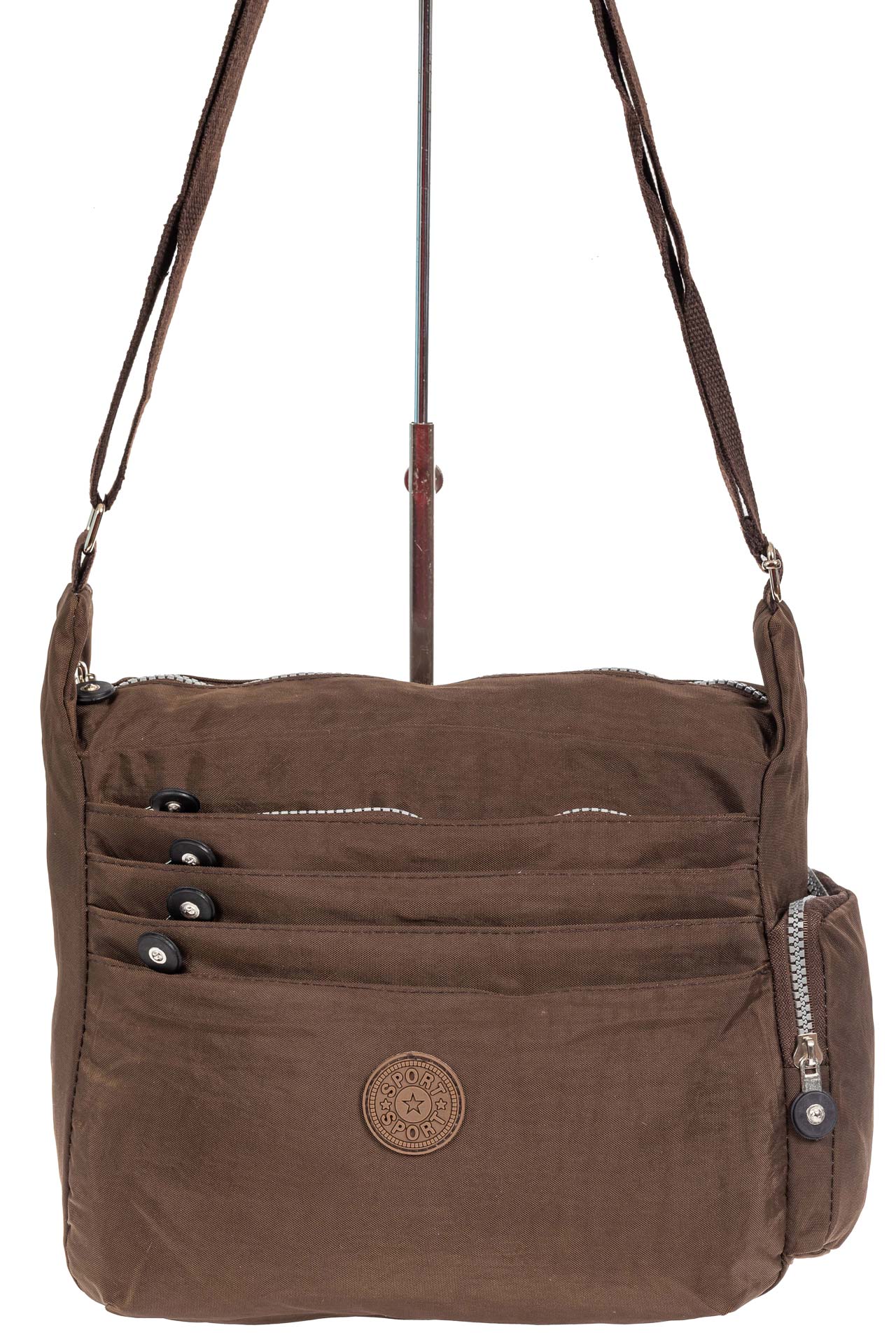 На фото 2 - Женская тканевая сумка с множеством карманов, цвет коричневый